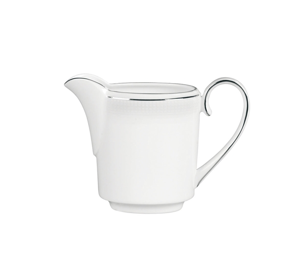 Blanc Sur Blanc fløtemugge 23 cl fra Wedgwood