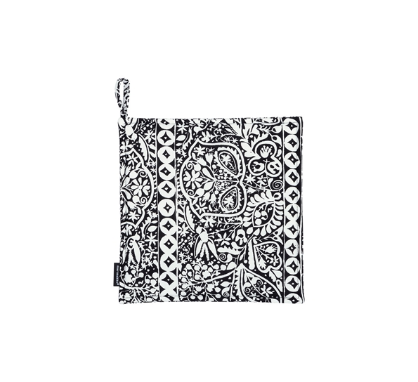 Kulkunen grytelapp hvit sort fra Marimekko