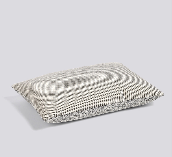 Eclectic collection pute krem 45x30 cm fra HAY