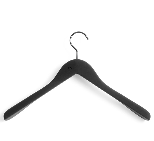 Soft coat kleshenger wide S 4 sort fra HAY