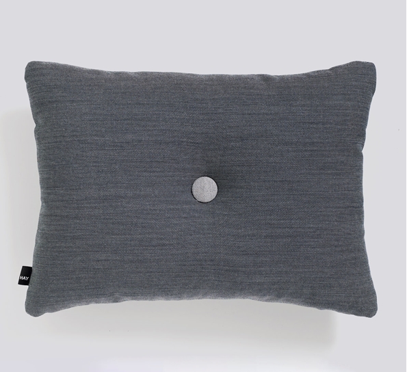 Dot Surface pute charcoal fra HAY