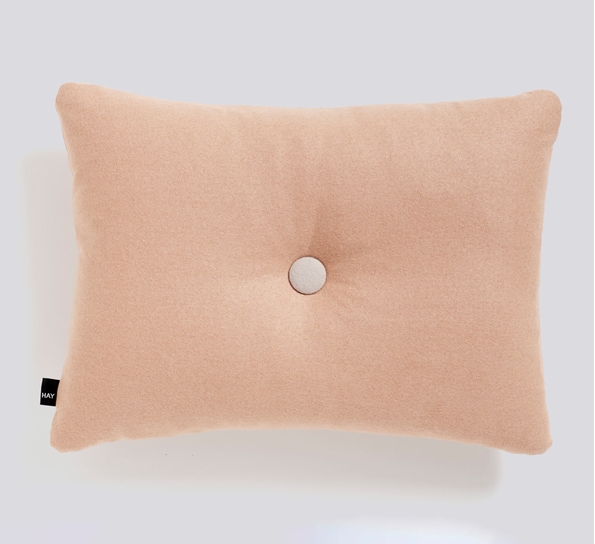 Dot Hero pute pudder fra HAY