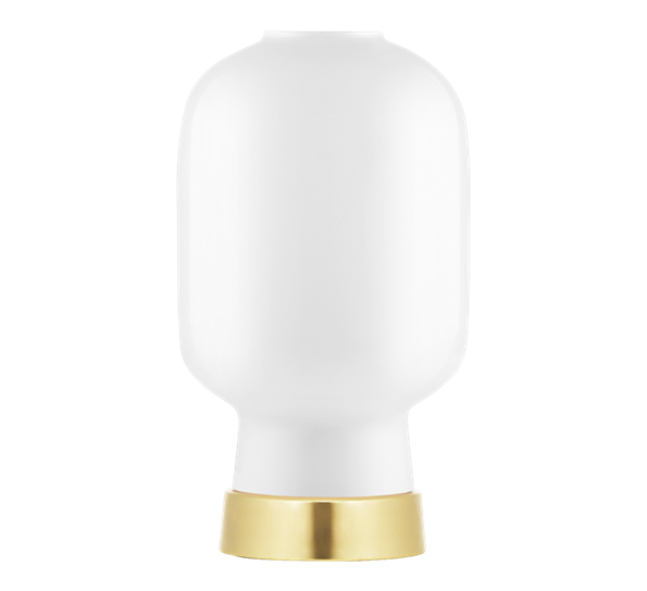 Amp bordlampe hvit messing fra Normann Copenhagen
