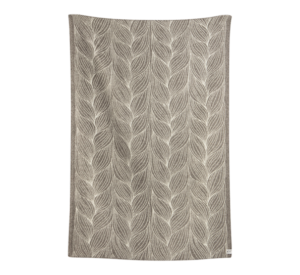 Naturpledd flette 135x200 cm fra Røros Tweed