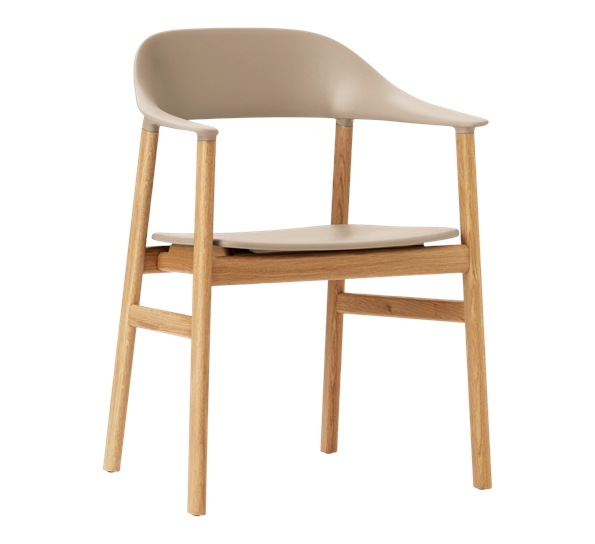 Herit stol med armlene sand eik fra Normann Copenhagen