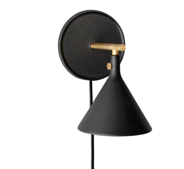 Cast sconce vegglampe sort fra Audo Copenhagen