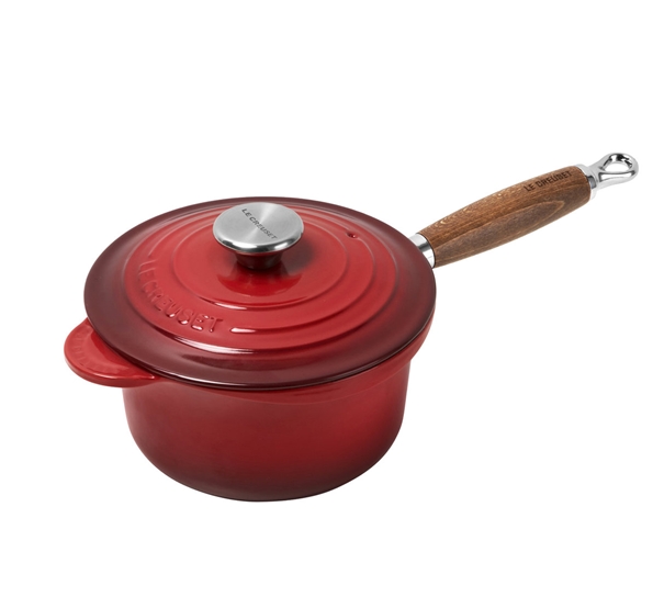 Sausegryte 1,8 l med trehåndtak rød fra Le Creuset