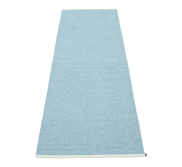 Mono matte tåkeblå 85x260 cm fra Pappelina