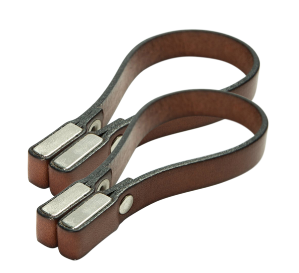 <p>Håndklehenger 2-pk brunt lær magnetisk fra Nordan Home</p>
