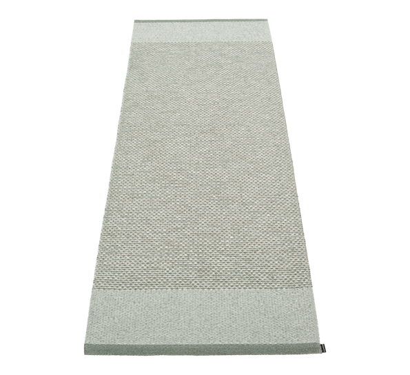 Edit matte army sage stone metallic 70x200 cm fra Pappelina