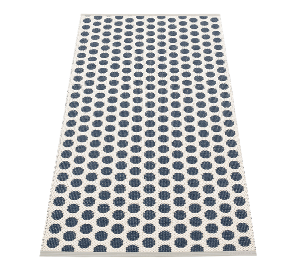 Noa matte mørk blå 70x150 cm fra Pappelina