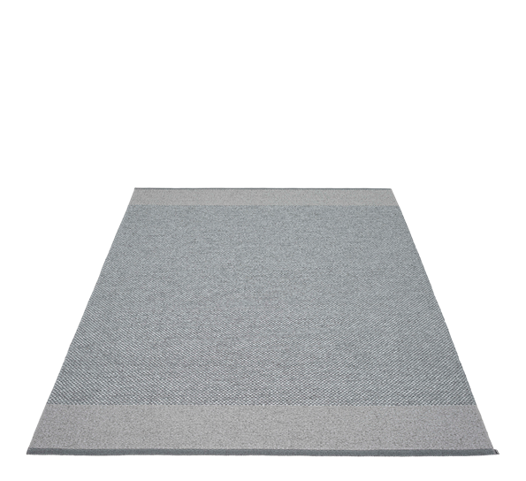 Edit matte granit grå metallic 85x260 cm fra Pappelina