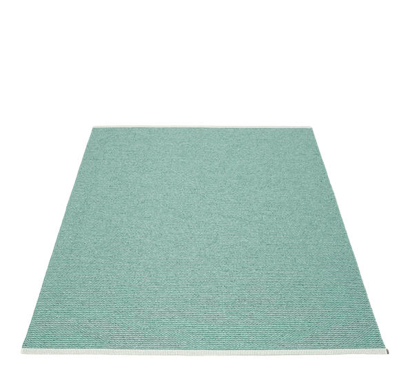 Mono matte lys turkis 230x320 cm fra Pappelina
