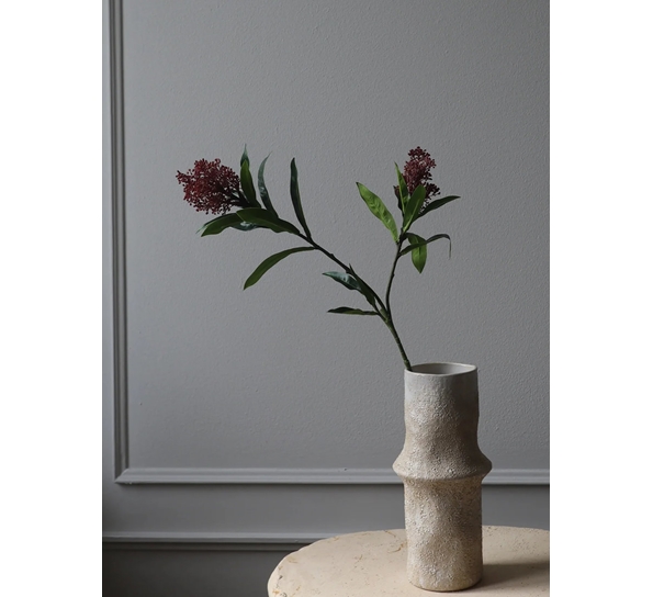 Kunstig grein Skimmia Berry lilla fra Botanè Studios