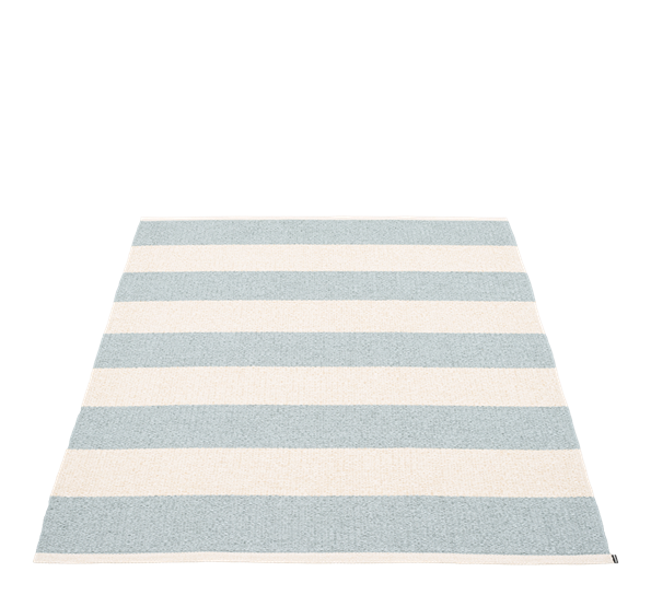 Bob matte blue fog 140x180 cm fra Pappelina