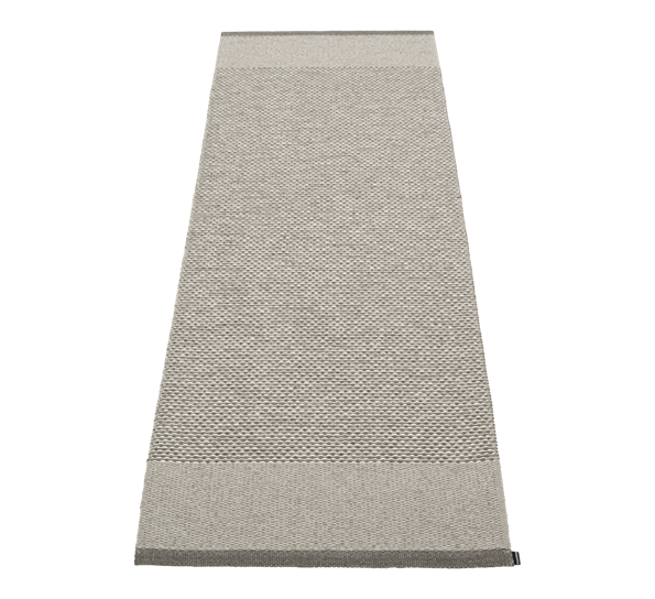 Edit matte charcoal warm grey stone metallic 70x200 cm fra Pappelina