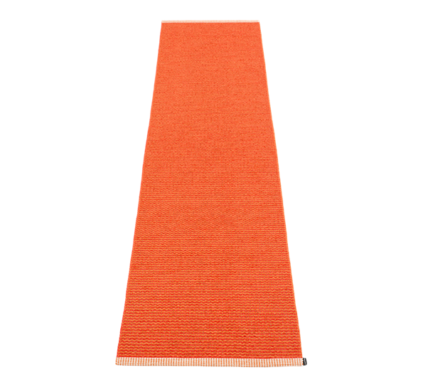 Mono matte pale oransje 70x300 cm fra Pappelina
