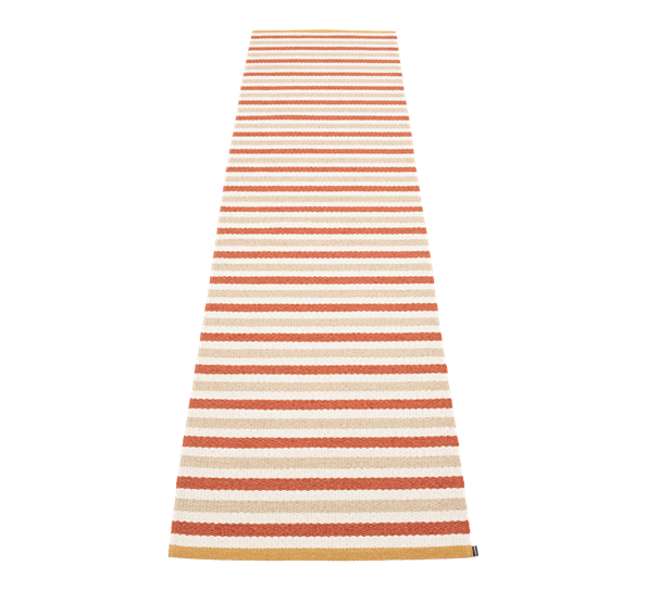 Teo matte brick 70x300 cm fra Pappelina