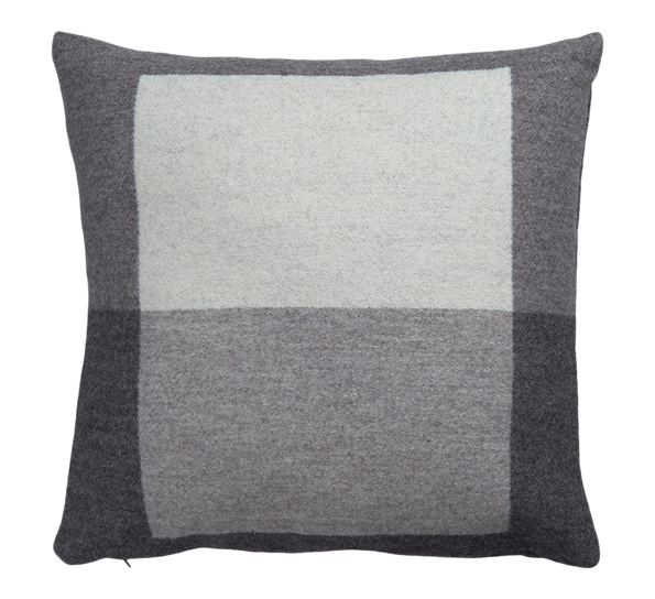 Syndin pute gråmelert 50x50 cm fra Røros Tweed