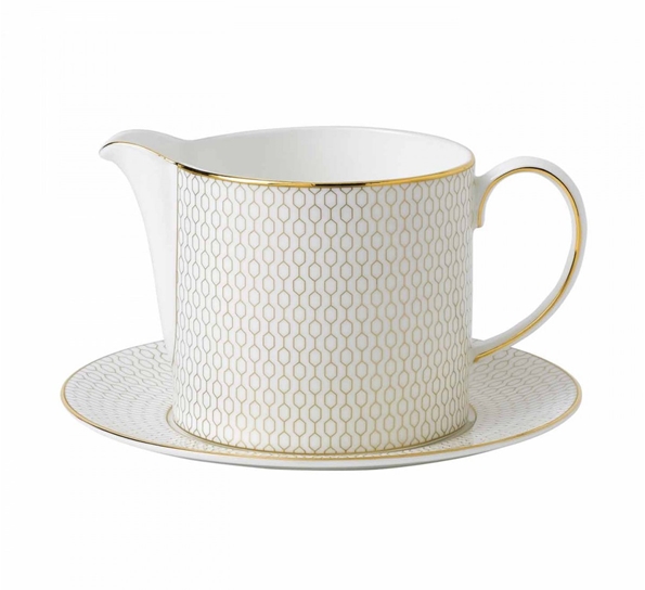 Gio Gold sausnebb med fat 50 cl fra Wedgwood