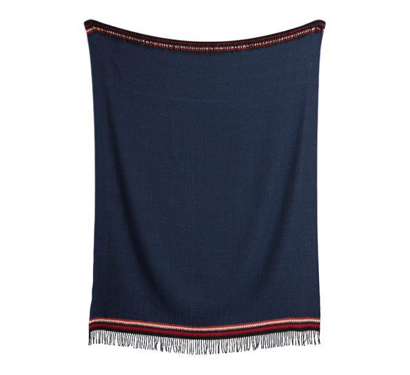 Åkle pledd mørk blått fra Røros Tweed