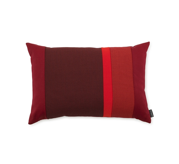 Line pute rød 40x60 cm fra Normann Copenhagen