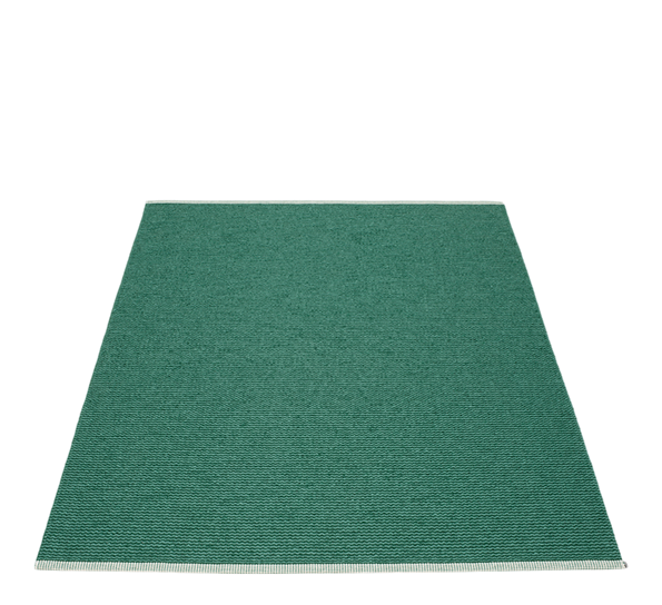 Mono matte mørkegrønn 140x200 cm fra Pappelina