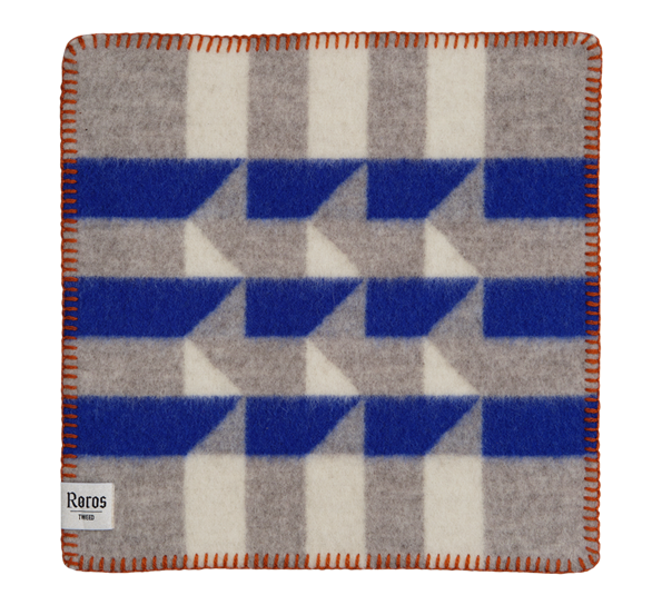 Kvam sitteunderlag blå 45x45 cm fra Røros Tweed