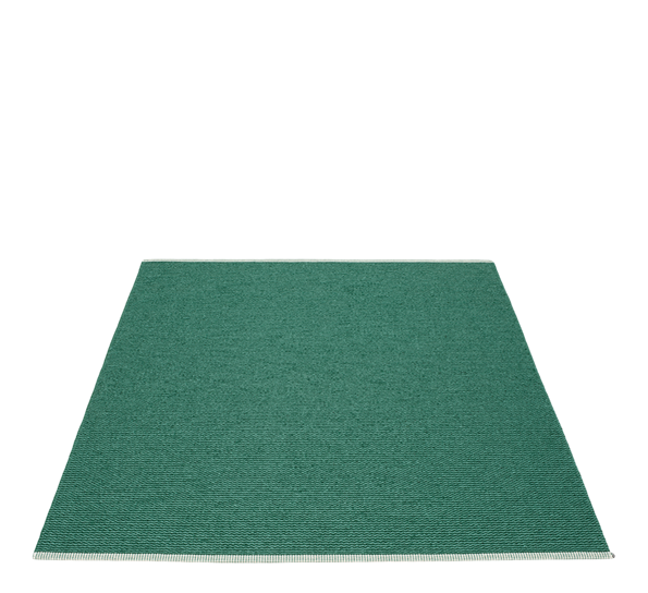 Mono matte mørkegrønn 180x300 cm fra Pappelina