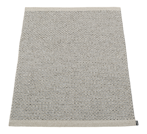 Svea matte varmgrå granit 60x85 cm fra Pappelina