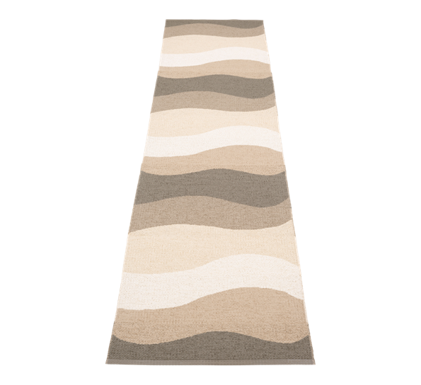 Urvi matte earth 70x400 cm fra Pappelina