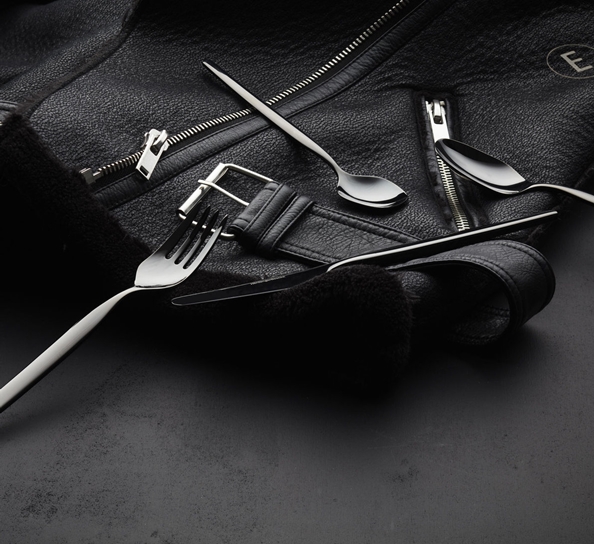 Eirin styrke bestikksett i sort 4 deler fra Hardanger Bestikk