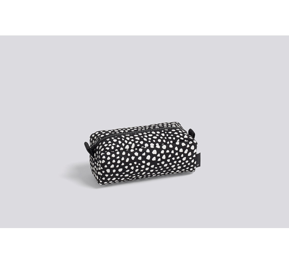 Dot wash bag S sort fra HAY