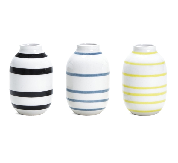 Omaggio miniatyrvaser sort lysblå gul 3 pk fra Kähler