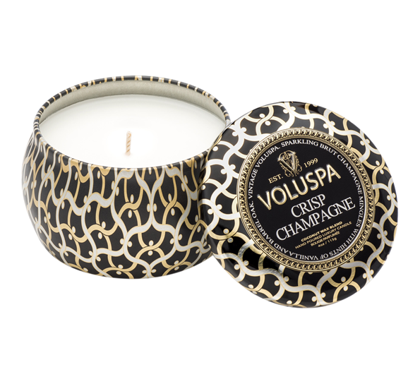 Duftlys 25t crisp champagne 113g fra Voluspa
