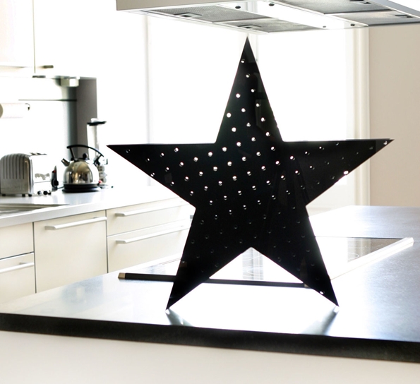 Winterstar sort fra Cooee Design