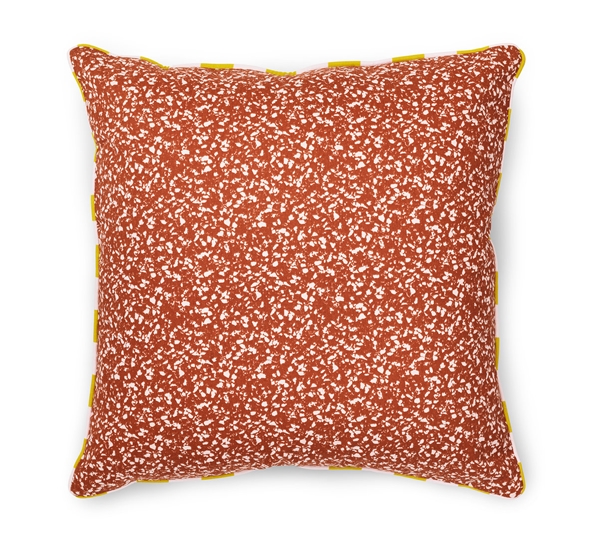 Posh busy structure pute karamell fra Normann Copenhagen