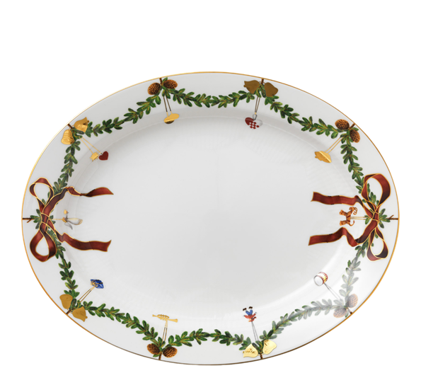 Stjerneriflet Jul fat ovalt 37 cm fra Royal Copenhagen