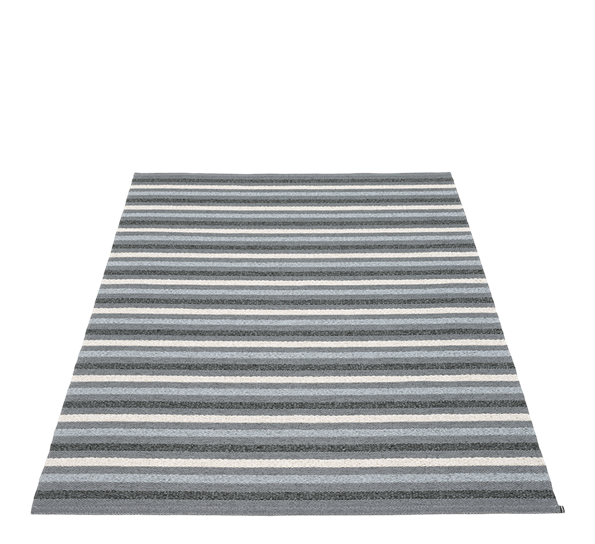 Grace matte granit 140x200 cm fra Pappelina