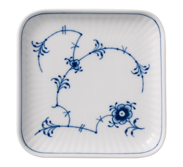 Musselmalt Riflet asjett 9x9 cm fra Royal Copenhagen