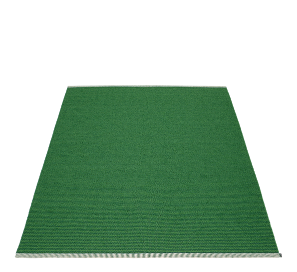 Mono matte grass green 180x300 cm fra Pappelina