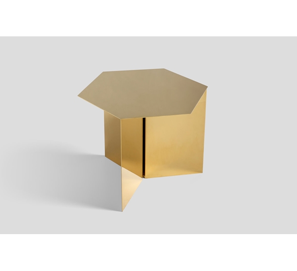 Slit table hexagon messing fra HAY