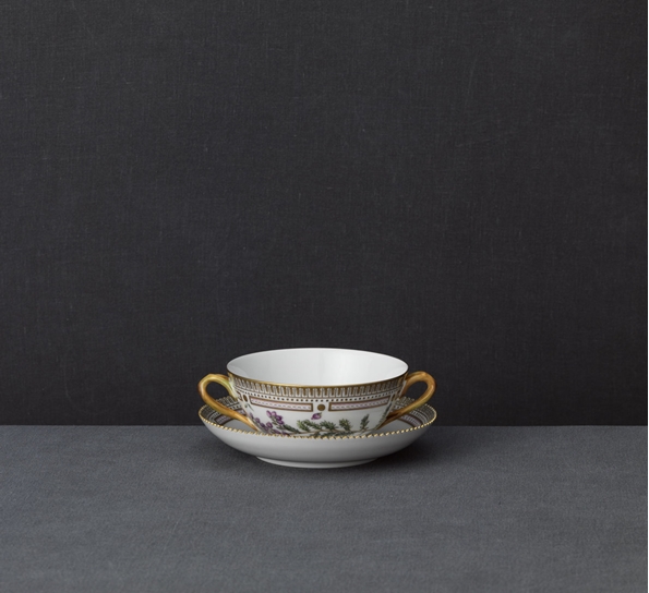 Flora Danica Buljongkopp over under 40cl fra Royal Copenhagen