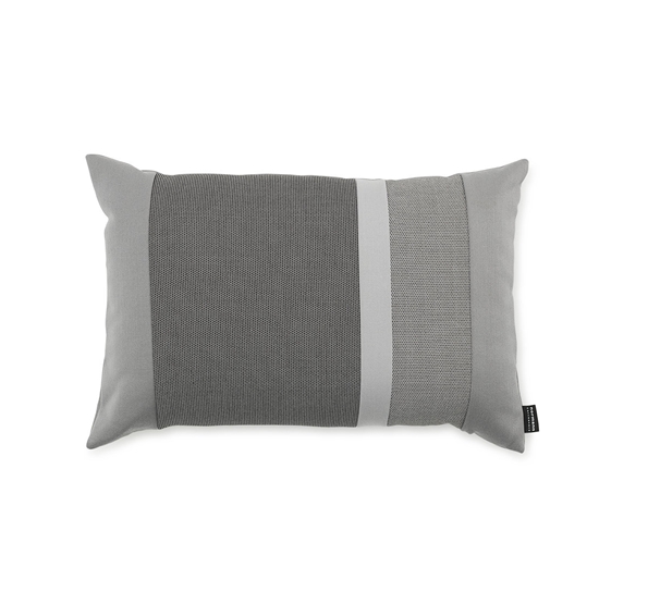 Line pute lys grå 40x60 cm fra Normann Copenhagen