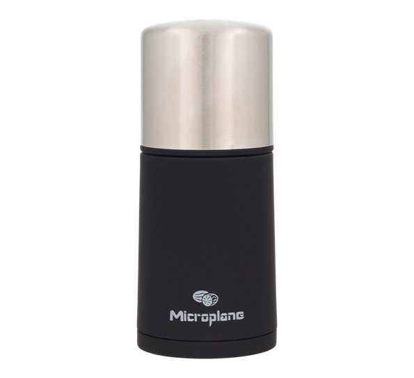 <p>Spice Mill krydderkvern 2-i-1 rustfritt stål fra Microplane</p>
