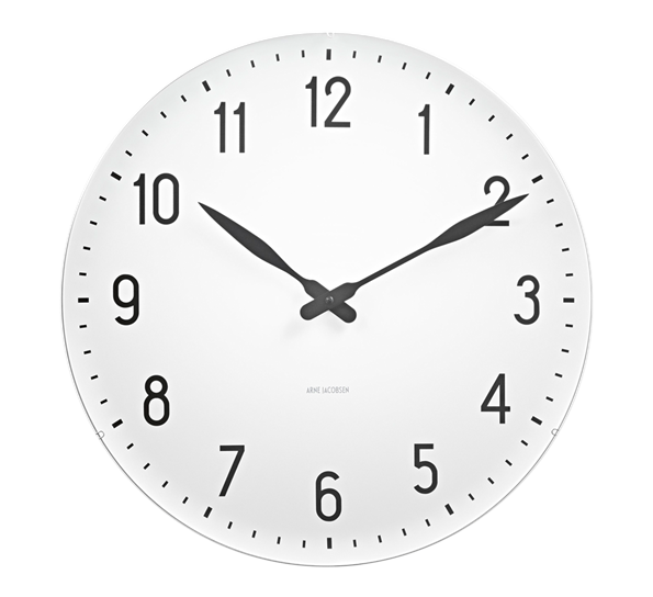 Station veggklokke 48cm fra Arne Jacobsen klokker