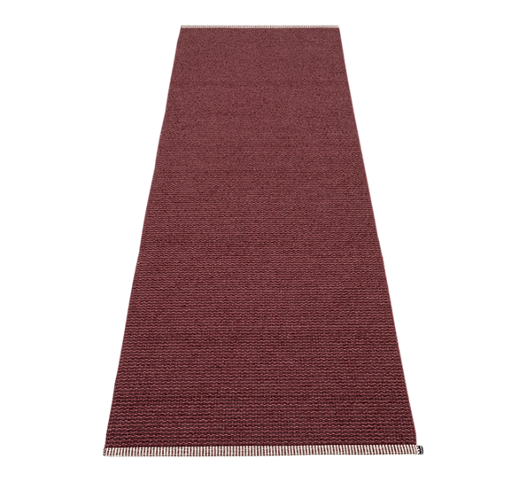 Mono matte zinfandel 85x260 cm fra Pappelina