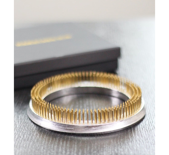 <p>Fakirring Kenzan 120 mm Hanataba</p>
