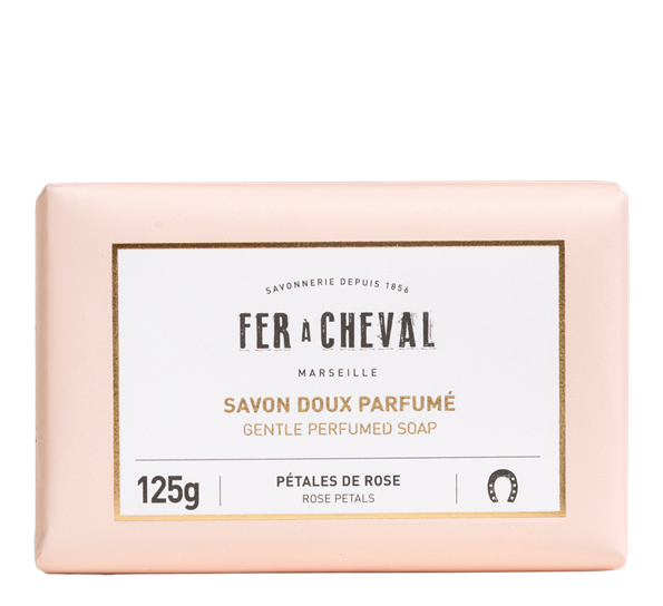 Såpestykke roseblader 125g fra Fer á Cheval