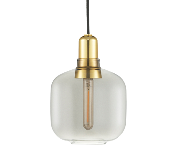 Amp lampe liten smoke messing fra Normann Copenhagen